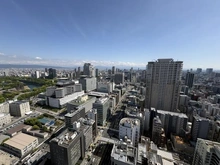 【大阪府/大阪市中央区谷町】ザ・ファインタワー大手前 眺望：約5.0帖洋室のバルコニーから