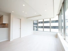 【大阪府/大阪市北区大淀南】グランドメゾン新梅田タワーTHE CLUB RESIDENCE リビング・ダイニング