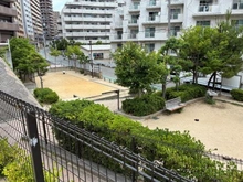 【兵庫県/宝塚市梅野町】グラン・ドムール宝塚南口 武庫山公園（現地より約330m）