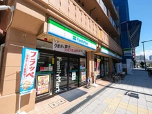 【大阪府/大阪市浪速区稲荷】プラウド難波 ファミリーマート 小浦桜川一丁目店（現地より約140m）