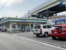 【大阪府/大阪市福島区大開】キングマンション福島VI ファミリーマート大開三丁目（現地より約120m）：