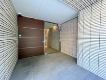 【大阪府/大阪市北区南森町】クレヴィア南森町THE FRONT アプローチ