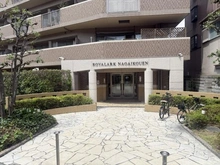 【大阪府/大阪市住吉区大領】ロイヤルアーク長居公園 エントランス