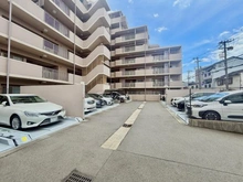 【大阪府/大阪市住吉区大領】ロイヤルアーク長居公園 駐車場