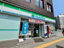 【大阪府/大阪市中央区糸屋町】ビオール大阪大手前タワー ファミリーマート 谷町三丁目店（現地より約210m）