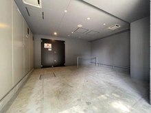 【大阪府/大阪市北区西天満】ソルティア東梅田 バイク置き場