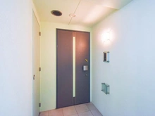 【大阪府/大阪市北区中津】ネバーランド梅田北 玄関