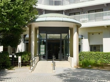 【大阪府/大阪市都島区友渕町】ベル・パークシティ画地II J棟 エントランス：西側