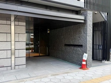 【大阪府/大阪市天王寺区上本町】ローレルコート上本町七丁目北館 エントランス