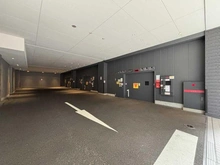 【大阪府/大阪市中央区南本町】ブランズタワー御堂筋本町 駐車場：空き無し(確認日：2025年10月)