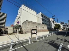 【大阪府/大阪市福島区鷺洲】福島ガーデンズタワー 大阪市立八阪中学校（現地より約700m）：徒歩9分
