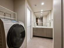 【大阪府/吹田市千里山虹が丘】シエリアシティ千里山 B棟 洗面所