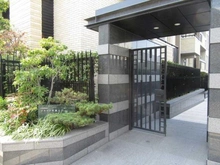 【大阪府/大阪市住吉区帝塚山中】プラウド帝塚山中 エントランス