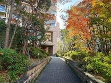 【大阪府/大阪市中央区上本町西】タワーザ上町台 アプローチ