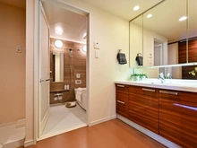 【大阪府/大阪市北区本庄東】アデニウムタワー梅田 洗面室