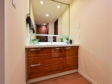 【大阪府/大阪市北区本庄東】アデニウムタワー梅田 洗面室