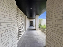 【大阪府/和泉市室堂町】ウエリス光明池 敷地内