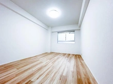 【大阪府/大阪市住之江区南港中】南港はなのまち住宅 37号棟 洋室