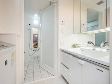 【大阪府/大阪市中央区西心斎橋】クリスタルエグゼ心斎橋 洗面室