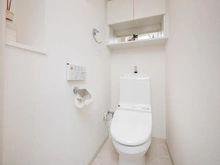 【大阪府/大阪市中央区西心斎橋】クリスタルエグゼ心斎橋 トイレ