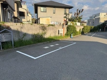 【大阪府/吹田市千里山東】メゾン千里山 B棟 敷地内:来客用駐車スペース