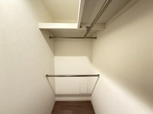 【大阪府/大阪市中央区久太郎町】ジオタワー堺筋本町 収納：ウォークインクローゼット