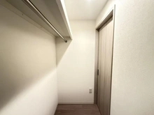 【大阪府/大阪市中央区久太郎町】ジオタワー堺筋本町 収納：ウォークインクローゼット