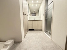 【大阪府/大阪市中央区久太郎町】ジオタワー堺筋本町 洗面室