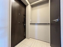 【大阪府/大阪市中央区西心斎橋】ローレルタワー心斎橋 玄関