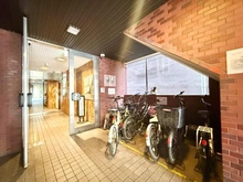 【大阪府/大阪市西区京町堀】ライオンズマンション靭公園第二 駐輪場