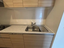 【大阪府/大阪市中央区南本町】ブランズタワー御堂筋本町 キッチン：シンク