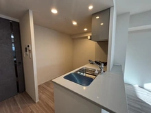 【京都府/京都市中京区西ノ京南大炊御門町】シャリエ京都円町 キッチン