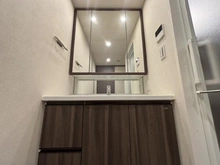 【京都府/京都市中京区西ノ京南大炊御門町】シャリエ京都円町 洗面室