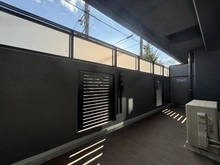 【京都府/京都市中京区西ノ京南大炊御門町】シャリエ京都円町 テラス：10.90m2