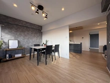 【大阪府/大阪市城東区東中浜】ライオンズマンション城東緑橋 リビング・ダイニング