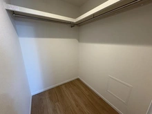 【大阪府/大阪市城東区東中浜】ライオンズマンション城東緑橋 収納：ウォークインクローゼット