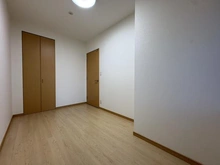 【大阪府/大阪市此花区島屋】リバーガーデンシティさくらの丘 A棟 洋室：約5.0帖