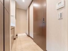【大阪府/大阪市北区大深町】グラングリーン大阪 THE NORTH RESIDENCE 洗面室
