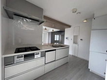 【大阪府/大阪市住之江区粉浜西】プライムスクエア住吉公園 キッチン