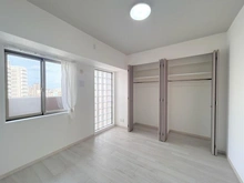 【大阪府/大阪市住之江区粉浜西】プライムスクエア住吉公園 洋室