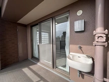 【大阪府/大阪市住之江区粉浜西】プライムスクエア住吉公園 バルコニー