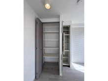 【大阪府/大阪市住之江区粉浜西】プライムスクエア住吉公園 収納