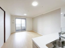 【大阪府/大阪市北区大淀南】ローレルタワーサンクタス梅田 リビング・ダイニング