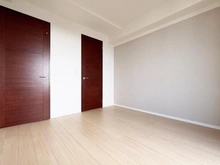 【大阪府/大阪市北区大淀南】ローレルタワーサンクタス梅田 洋室