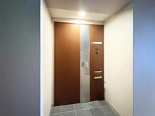 【大阪府/大阪市北区大淀南】ローレルタワーサンクタス梅田 玄関