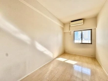 【大阪府/大阪市北区中津】うめきたザ・レジデンス 洋室