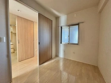 【大阪府/大阪市北区中津】うめきたザ・レジデンス 洋室