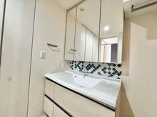 【大阪府/大阪市北区中津】うめきたザ・レジデンス 洗面所