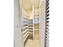 【大阪府/大阪市北区中津】うめきたザ・レジデンス 収納：シューズインクローゼット