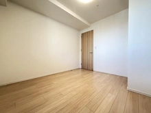 【大阪府/大阪市北区茶屋町】ジオグランデ梅田 洋室